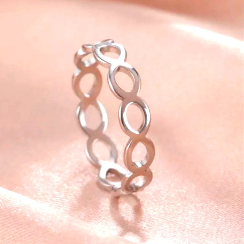 New Fashion Geometric Hollow Rings size 7